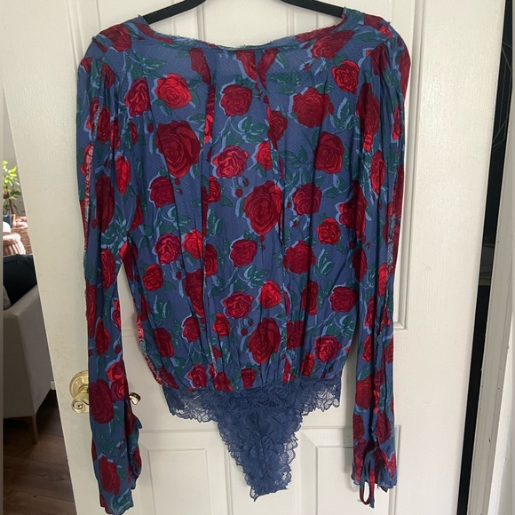 Free people everything’s rosy bodysuit - Picture 5 of 8